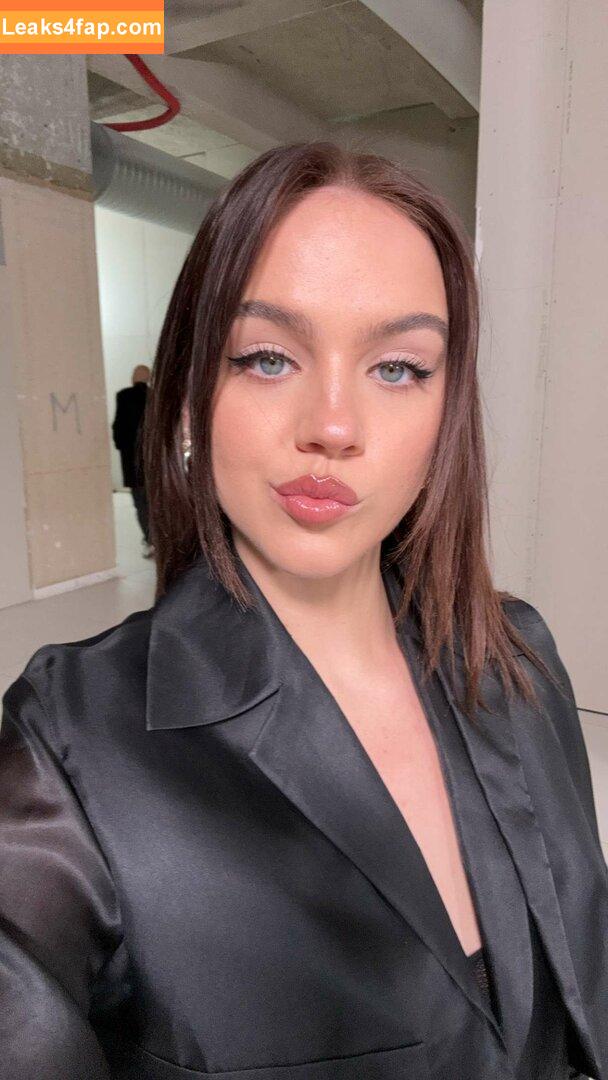 Emma Brooks / emma_brooks / emmabrooks leaked photo photo #0908