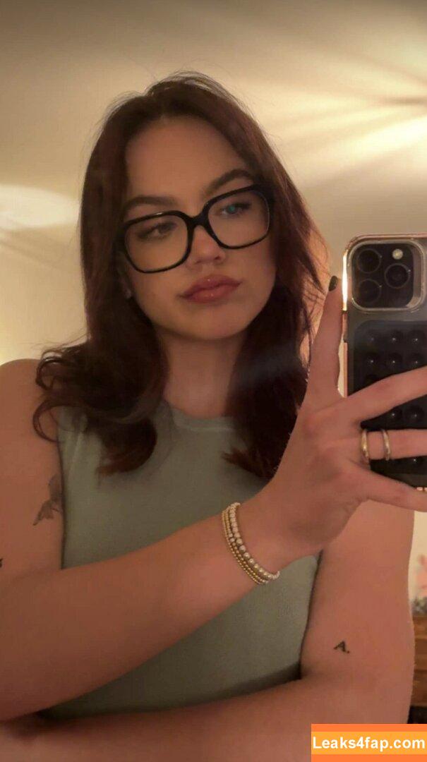 Emma Brooks / emma_brooks / emmabrooks leaked photo photo #0913