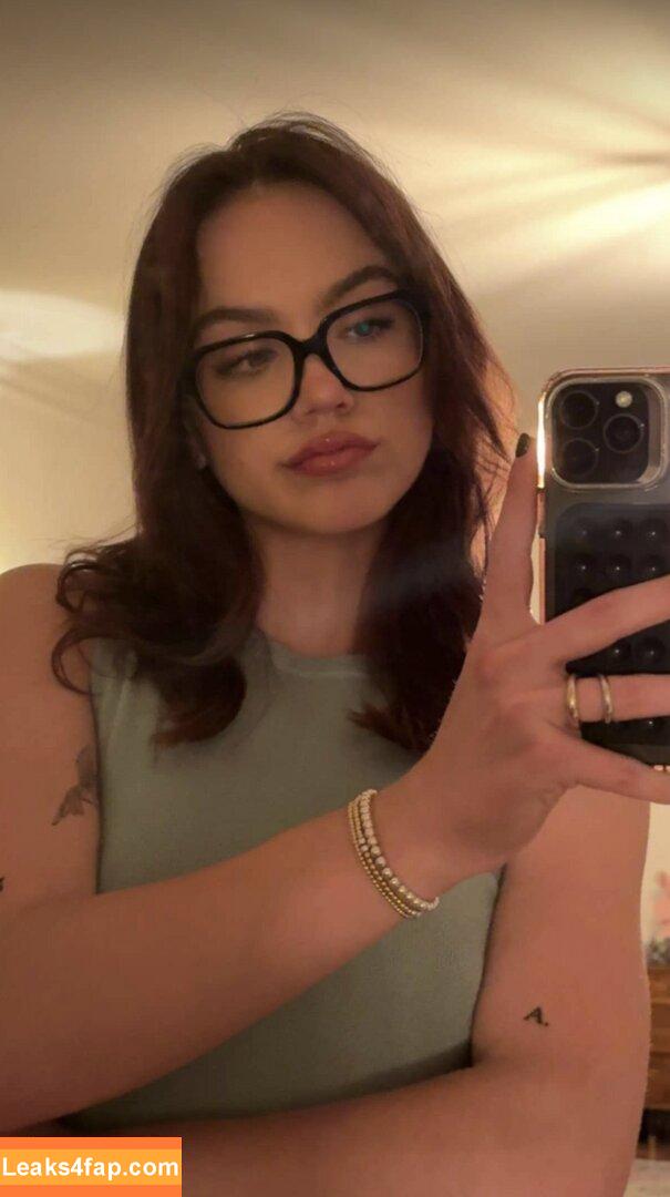 Emma Brooks / emma_brooks / emmabrooks leaked photo photo #0915