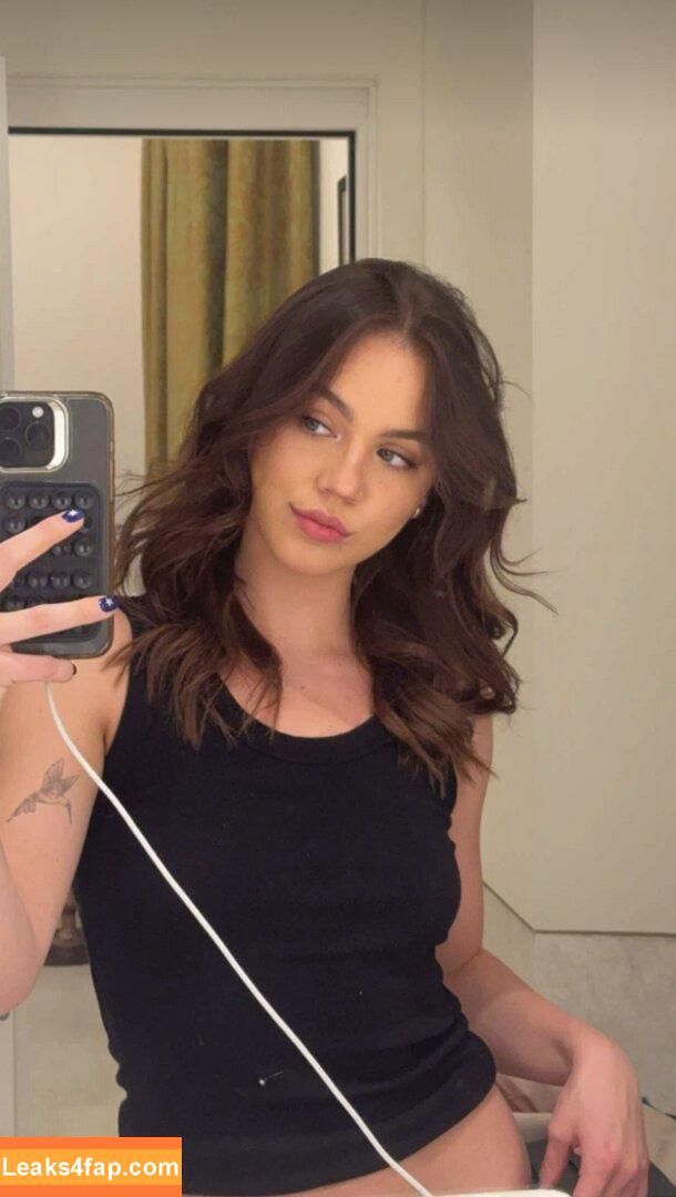 Emma Brooks / emma_brooks / emmabrooks leaked photo photo #0943