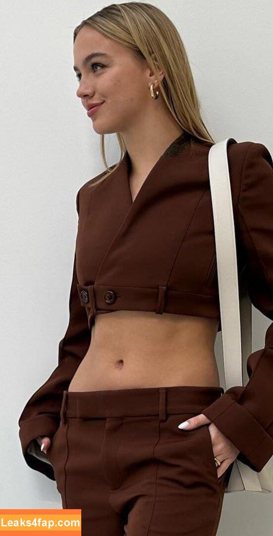 Emma Brooks / emma_brooks / emmabrooks leaked photo photo #0951