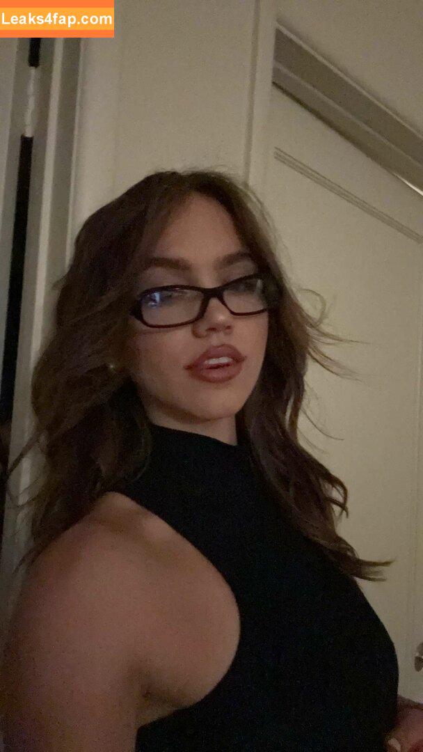 Emma Brooks / emma_brooks / emmabrooks leaked photo photo #0984