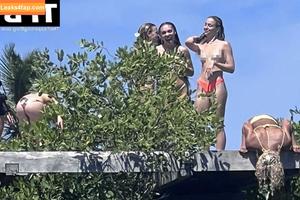 Emma Brooks photo #0015