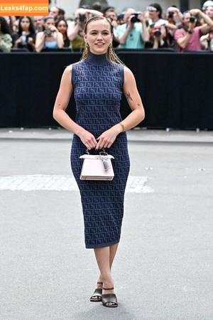 Emma Brooks photo #0231