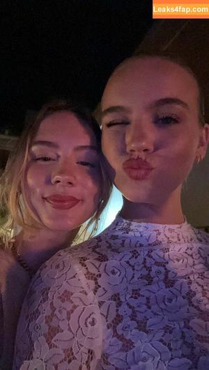 Emma Brooks photo #0295