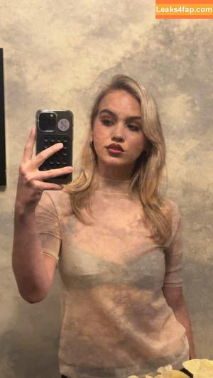 Emma Brooks photo #0515