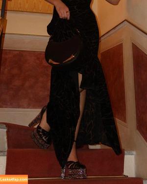 Emma Brooks photo #0558