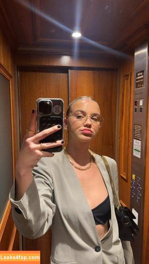 Emma Brooks photo #0561