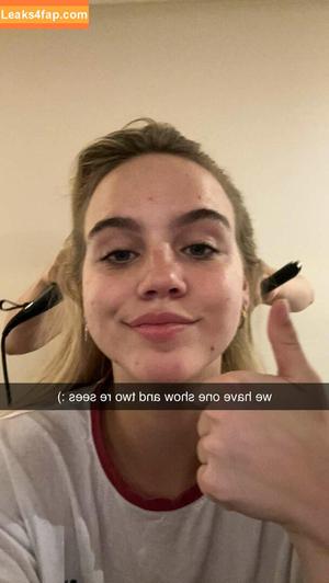 Emma Brooks photo #0621