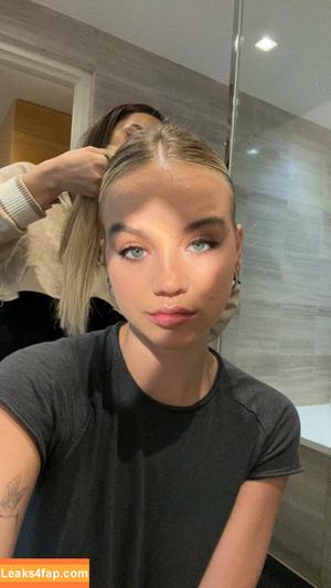 Emma Brooks photo #0624