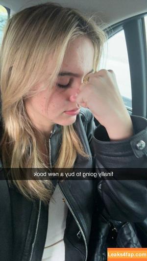 Emma Brooks photo #0643