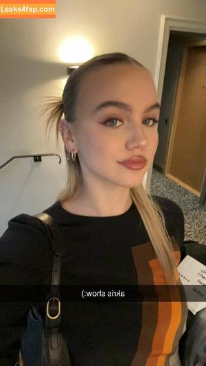 Emma Brooks photo #0646