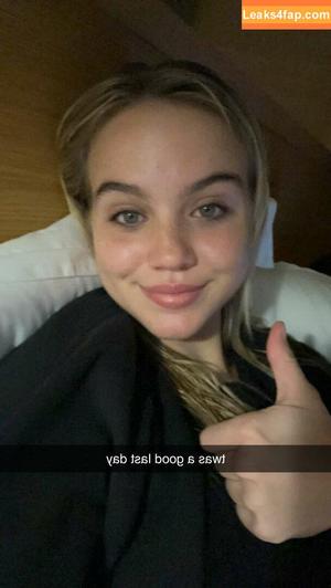 Emma Brooks photo #0649