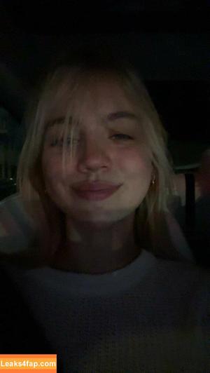 Emma Brooks photo #0658