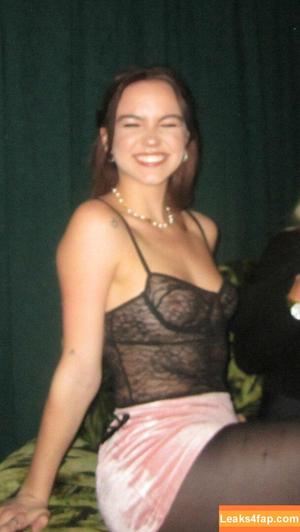 Emma Brooks photo #0837