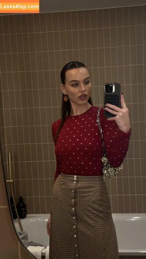 Emma Brooks photo #0902