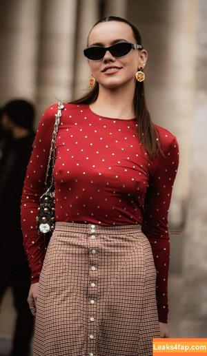 Emma Brooks photo #0904