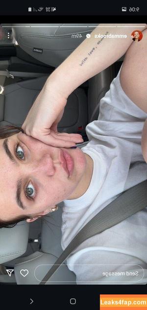 Emma Brooks photo #0942