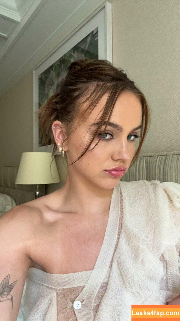 Emma Brooks / emma_brooks / emmabrooks leaked photo photo #1058