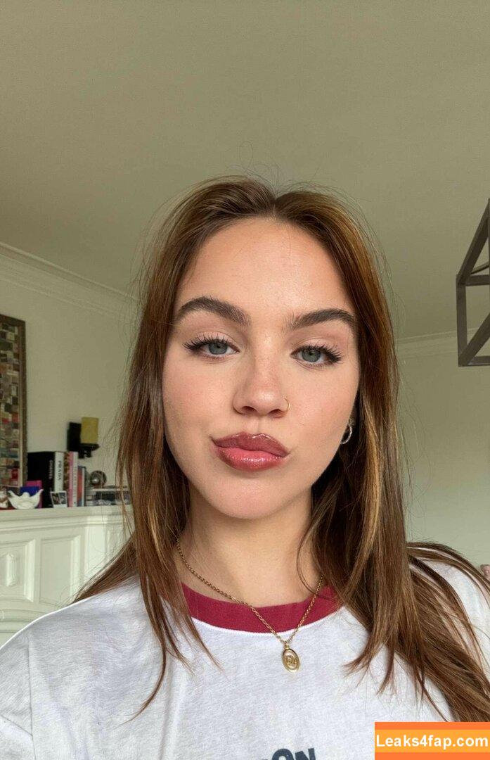 Emma Brooks / emma_brooks / emmabrooks leaked photo photo #1077