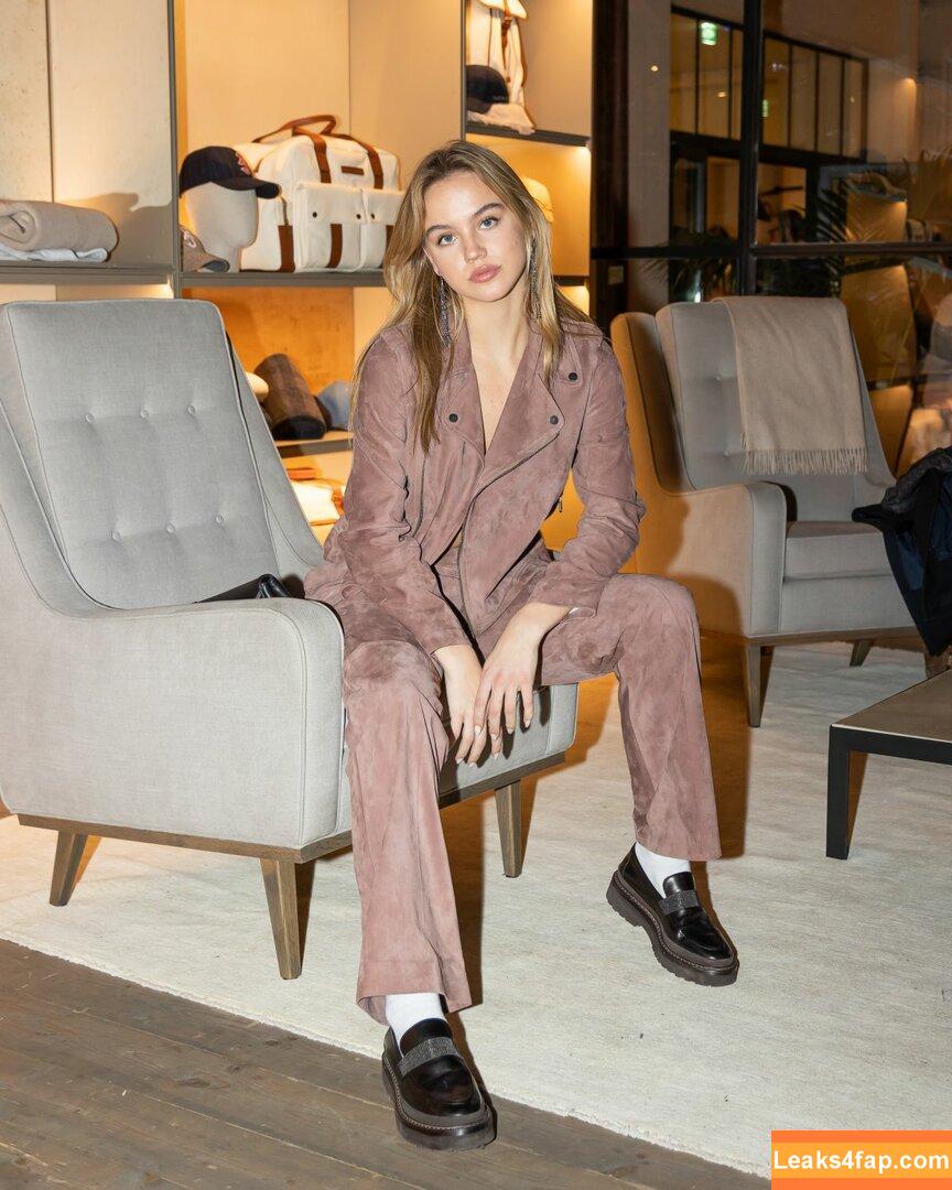 Emma Brooks / emma_brooks / emmabrooks leaked photo photo #1095