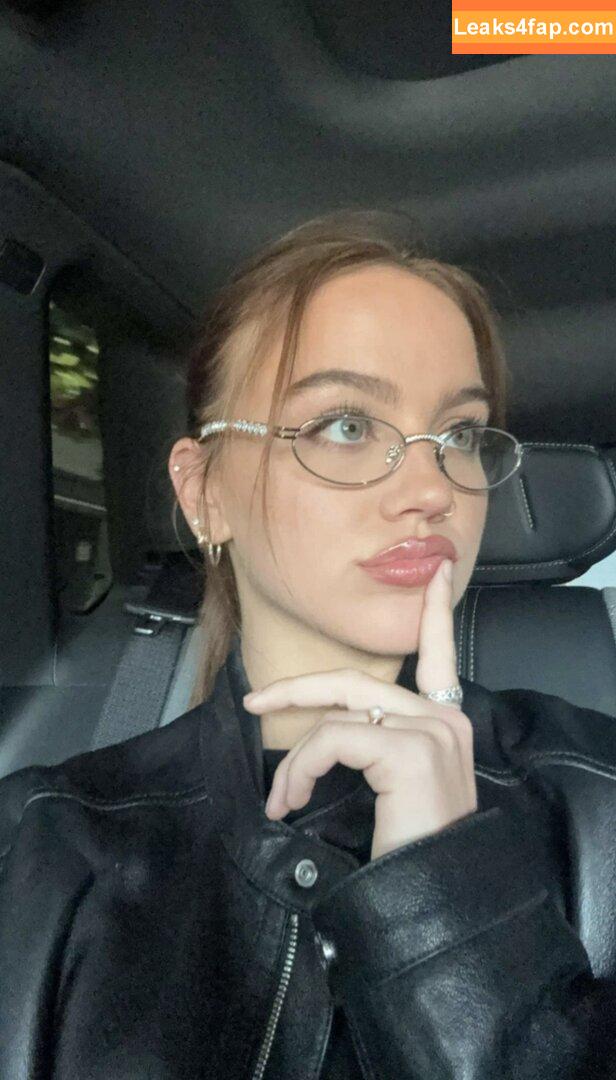 Emma Brooks / emma_brooks / emmabrooks leaked photo photo #1104