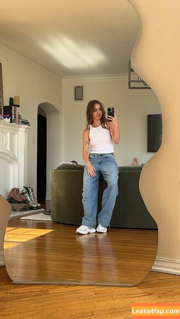 Emma Brooks / emma_brooks / emmabrooks leaked photo photo #1168