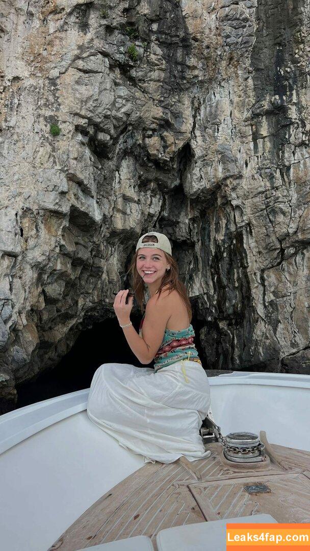 Emma Brooks / emma_brooks / emmabrooks leaked photo photo #1332