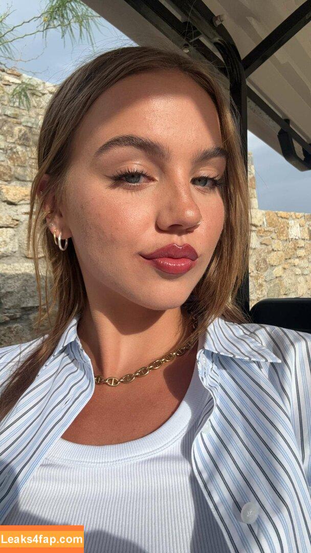 Emma Brooks / emma_brooks / emmabrooks leaked photo photo #1430