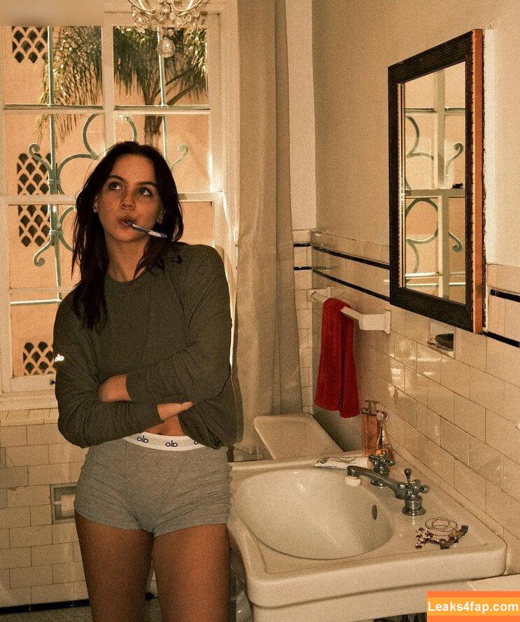 Emma Brooks / emma_brooks / emmabrooks leaked photo photo #1607