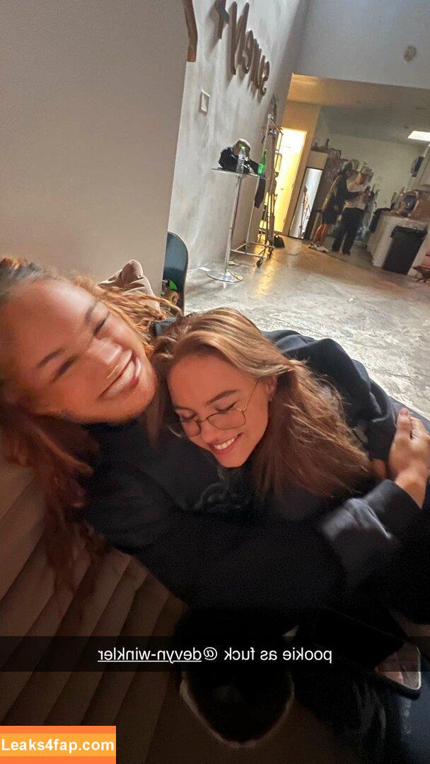 Emma Brooks / emma_brooks / emmabrooks leaked photo photo #1753