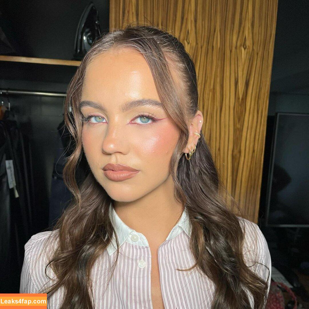 Emma Brooks / emma_brooks / emmabrooks leaked photo photo #1965