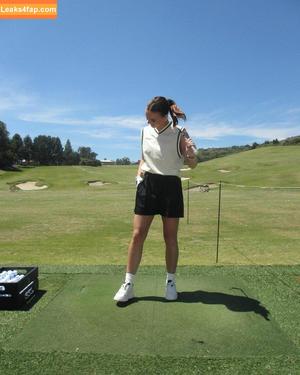 Emma Brooks photo #1066