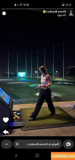 Emma Brooks photo #1090