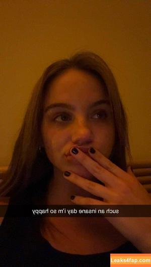 Emma Brooks photo #1109