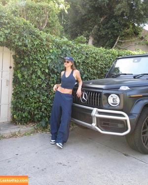 Emma Brooks photo #1127