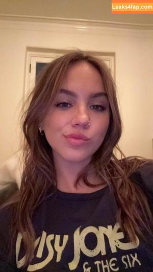 Emma Brooks photo #1190