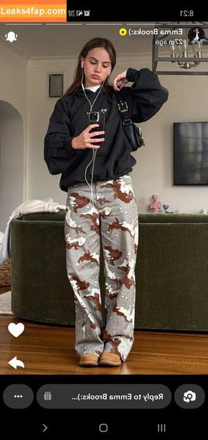 Emma Brooks photo #1238