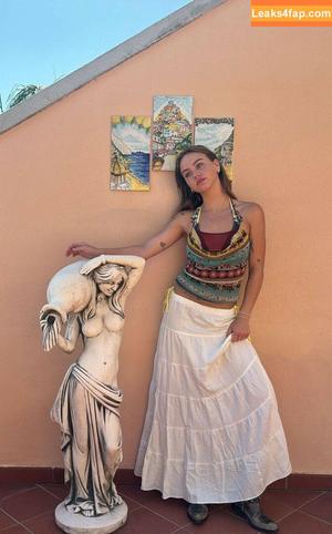 Emma Brooks photo #1308