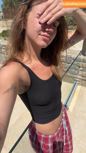 Emma Brooks photo #1363