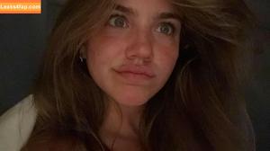 Emma Brooks photo #1414