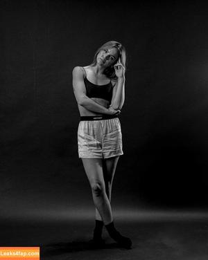 Emma Brooks photo #1474