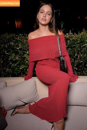 Emma Brooks photo #1597