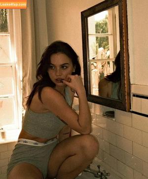 Emma Brooks photo #1606