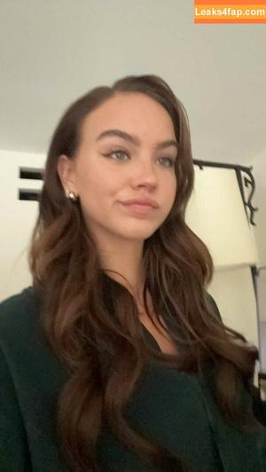 Emma Brooks photo #1617