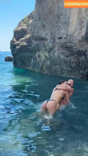 Emma Brooks photo #1690