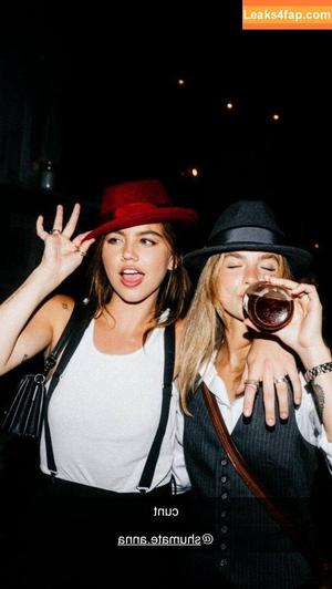 Emma Brooks photo #1760