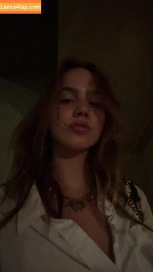 Emma Brooks photo #1792