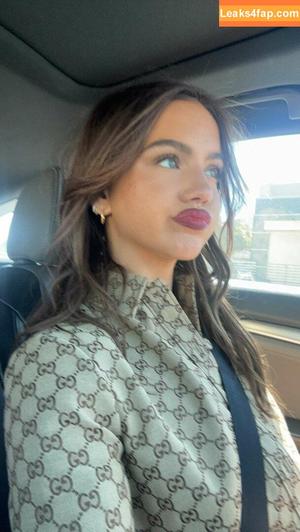 Emma Brooks photo #1843