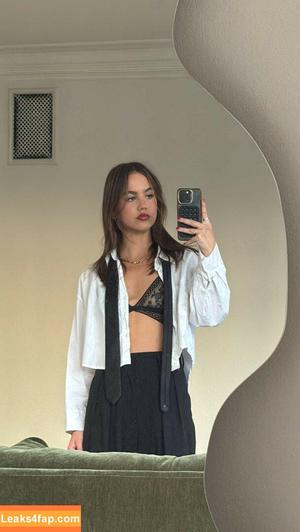 Emma Brooks photo #1849